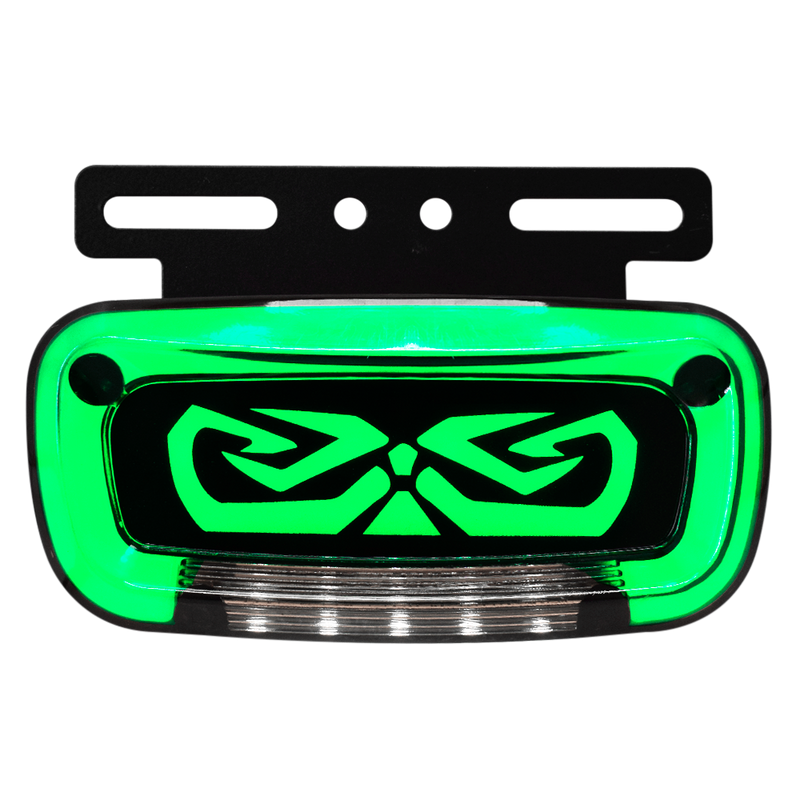 Faro Lateral Arrow Base Metalica Negra Con Luz De Placa 12/24 HB